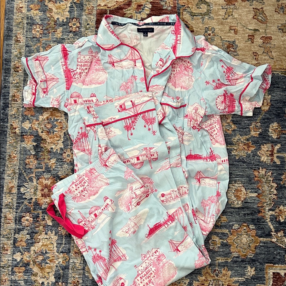 Katie K Women's California Print Pajamas